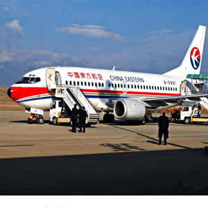 上海浦东到北京空运航空快运业稳步发展的原因是什么？
